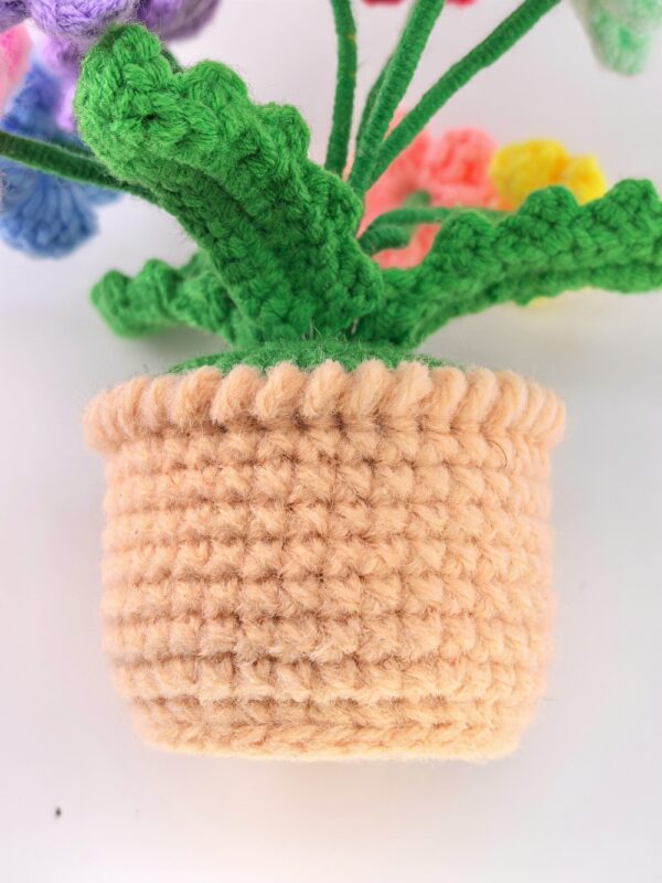 Colorful hand-crocheted flower POTS and crochet flowers, cute little potted flowers, birthday, Teachers' Day, graduation ceremony, anniversary, Christmas, car dashboard decoration, home office decoration