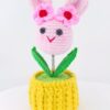Hand-knitted wool crocheted products, little white rabbit hand-crocheted products, decorative items, crochet flowers, artificial sunflowers, suitable for office desk, car dashboard decoration, inspiring gifts, women's hand-knitted flowers, birthday and Christmas parties, home decoration