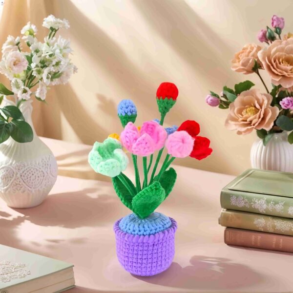 Artificial plant crochet hand-woven flowers are suitable for home rooms, dining tables, office decorations, and birthday gifts for family and friends on their anniversaries