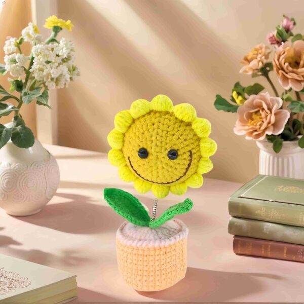 Sunflower shaking head knitted ornament, pink flowerpot knitted crochet, sunflower potted plant, sunflower is a handmade flower suitable for friends, students, family and loved ones, home office decoration, car decoration.