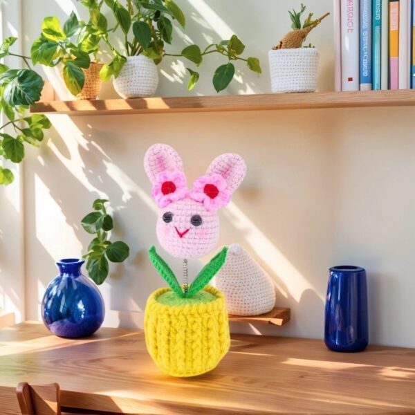 Hand-knitted wool crocheted products, little white rabbit hand-crocheted products, decorative items, crochet flowers, artificial sunflowers, suitable for office desk, car dashboard decoration, inspiring gifts, women's hand-knitted flowers, birthday and Christmas parties, home decoration