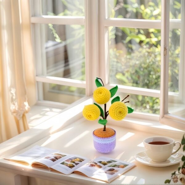 Yellow peach hand-crocheted flower desktop ornament, high-end home hand-knitted wool decoration, gift for family and friends, home wedding desk and coffee shop decoration