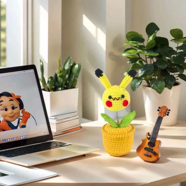 Cute little rabbit fashionable crochet flower ornament, small crochet flower potted artificial flower plant, suitable for office desk, home car dashboard, office decoration