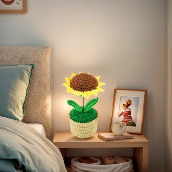 Hand-knitted wool crocheted products, little white rabbit hand-crocheted products, decorative items, crochet flowers, artificial sunflowers, suitable for office desk, car dashboard decoration, inspiring gifts, women's hand-knitted flowers, birthday and Christmas parties, home decoration