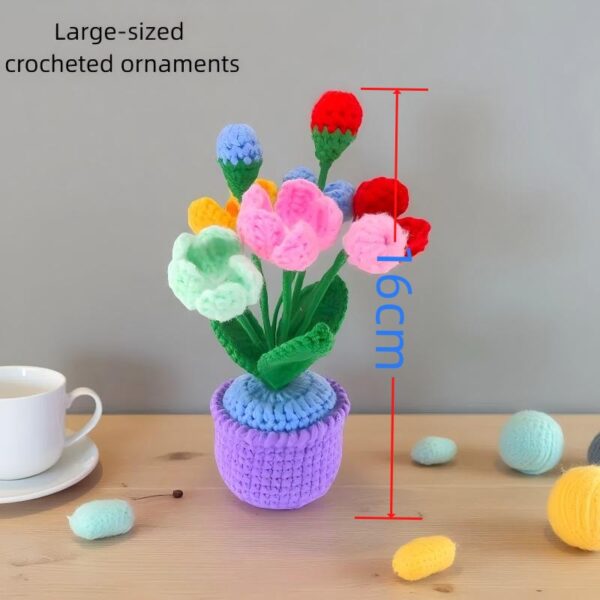 Artificial plant crochet hand-woven flowers are suitable for home rooms, dining tables, office decorations, and birthday gifts for family and friends on their anniversaries