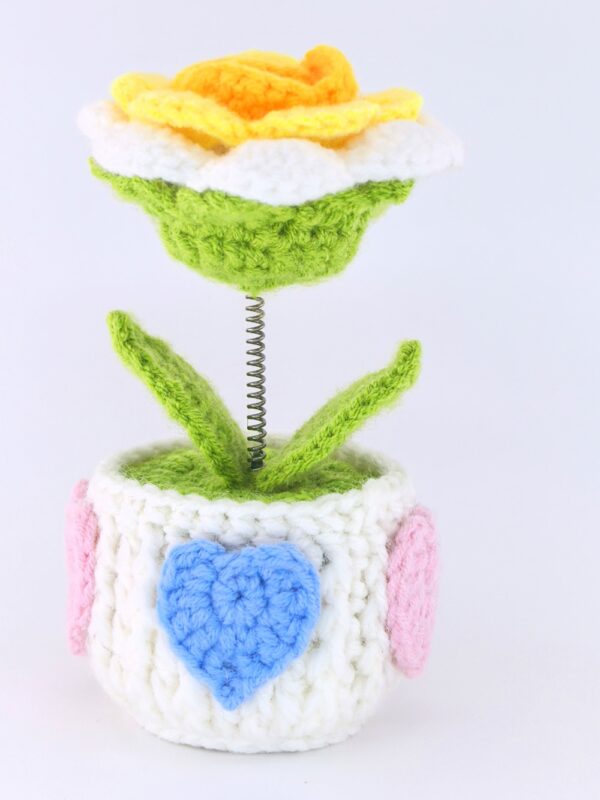 Hand-Crocheted Rose Table Ornaments, Hand-Made Gifts, Crocheted Handicrafts, Fashion Home Decorations